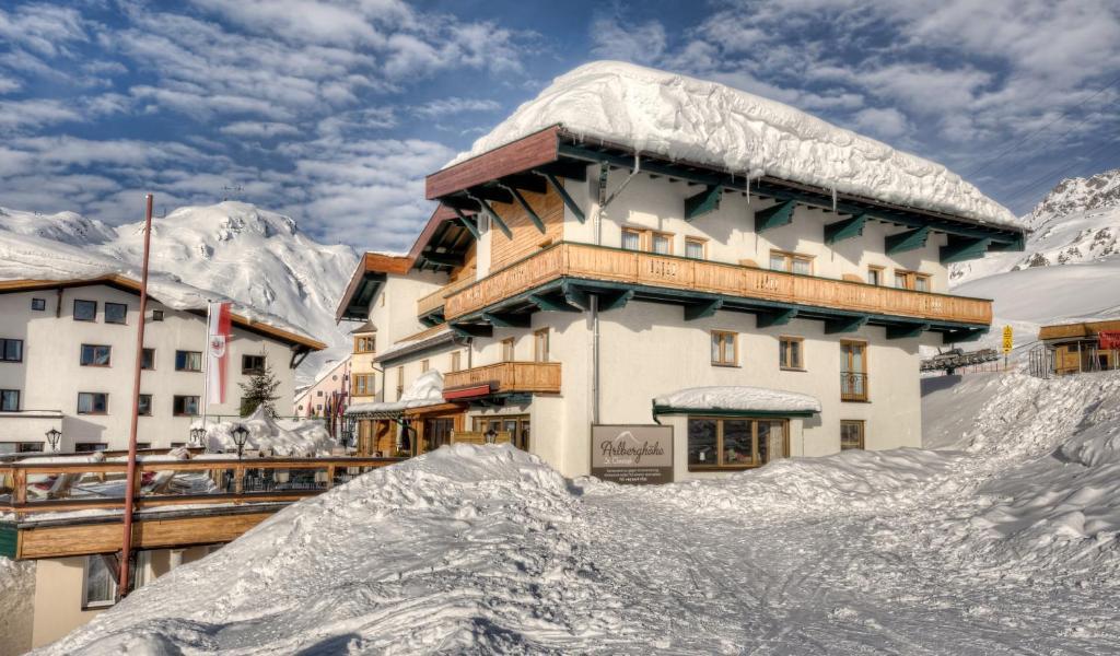 Hotel Arlberghöhe St. Christoph am Arlberg Exterior foto