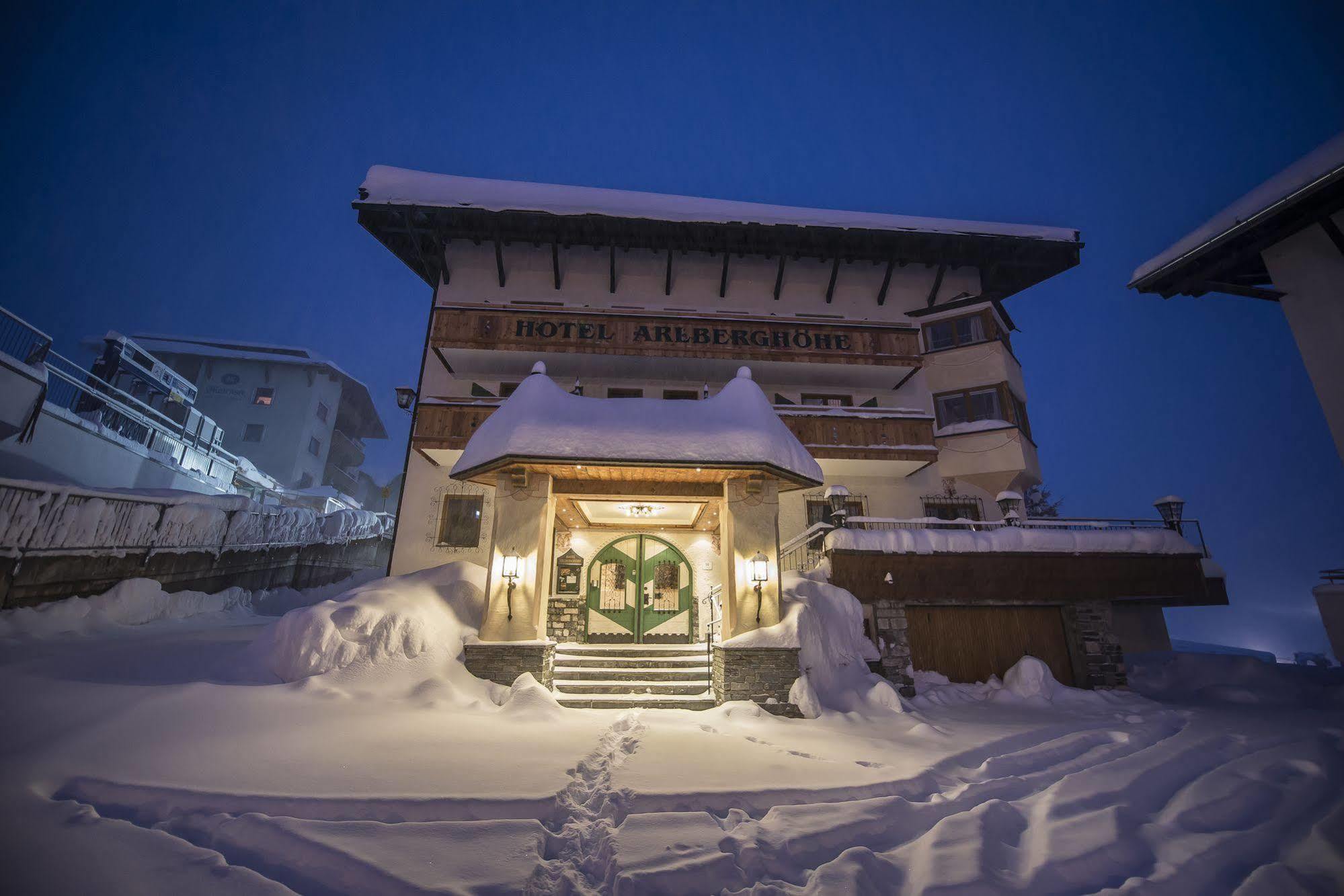 Hotel Arlberghöhe St. Christoph am Arlberg Exterior foto