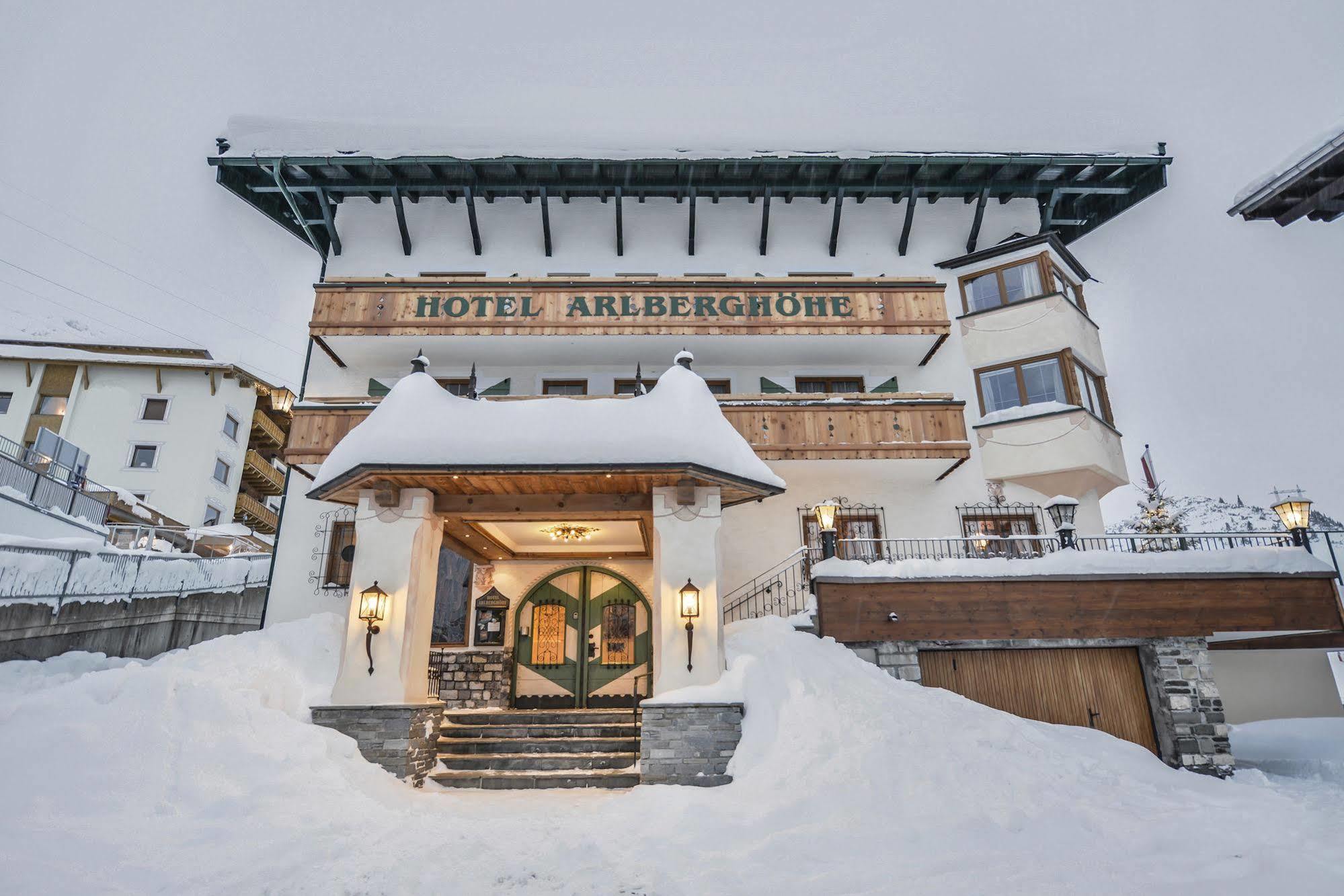 Hotel Arlberghöhe St. Christoph am Arlberg Exterior foto